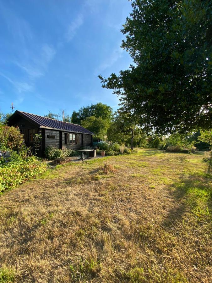 Au Chalet Fleuri Ablon Exterior photo